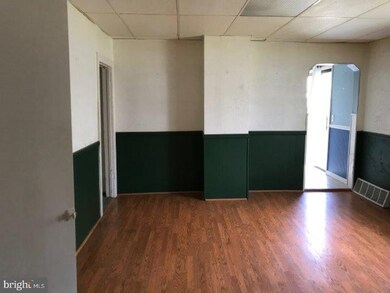 849 Cumberland St, Gloucester City, NJ 08030 - photo 7