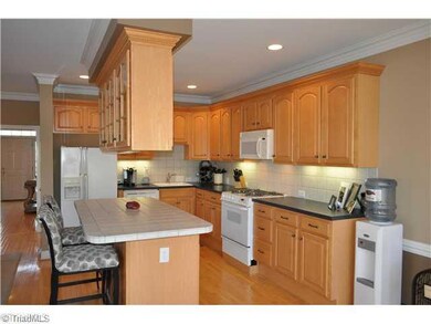 11 Dutchmans Pipe, Greensboro, NC 27455 - photo 4