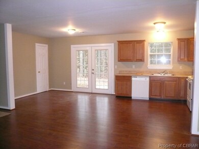 6584 Pine Haven Cir, Gloucester, VA 23061 - photo 3