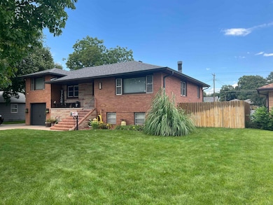 1405 W B St, North Platte, NE 69101 - photo 2