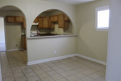 9117 Lanewood Dr, Houston, TX 77016 - photo 6