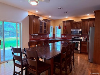 10 Cobblestone Place unit 10, Saginaw, MI 48603 - photo 5