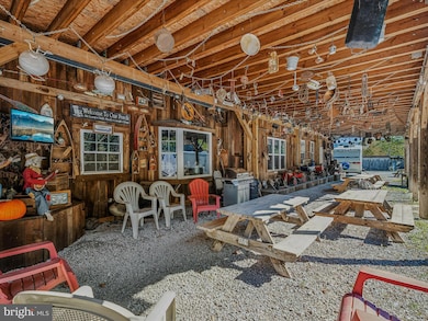 44 Cox Ln, Great Cacapon, WV 25422 - photo 5