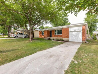 508 Crandle Dr, Fort Worth, TX 76108 - photo 2