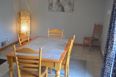 DINING ROOM 1