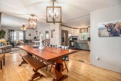 836 Brown St, Niles, MI 49120 - photo 2