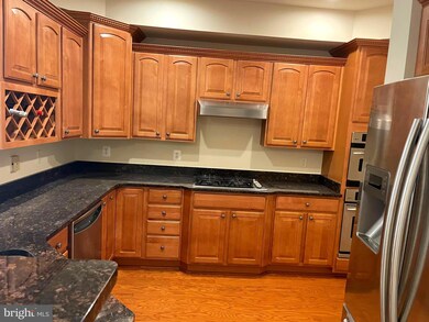 3551 Huntley Manor Ln unit 84A, Alexandria, VA 22306 - photo 6