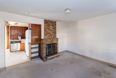 118 Butterfield St, Lowell, MA 01854 - photo 7