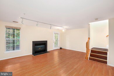 20801 Ireland Ct, Germantown, MD 20874 - photo 5