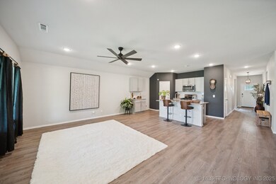 26550 Columbia Crest Dr, Claremore, OK 74019 - photo 7