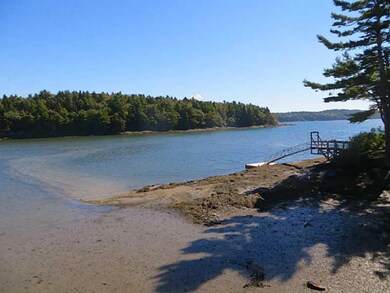 Waterfront/Dock/Pier.