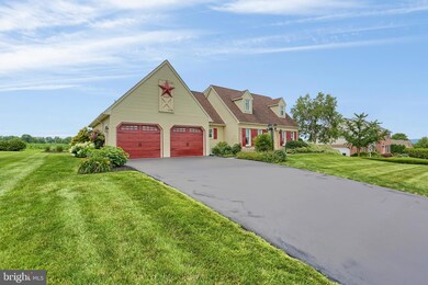 466 Glen Mar Ave, New Holland, PA 17557 - photo 2
