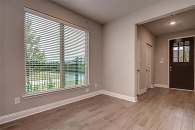 4 Centennial Ridge Place, the Woodlands, TX 77354 - photo 3