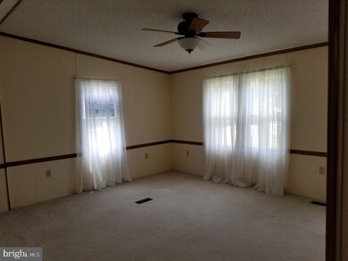 62 Hazeltop Dr, Sicklerville, NJ 08081 - photo 5