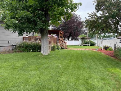 1510 2nd St, Sutherland, NE 69165 - photo 3