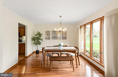 3613 Cool Crest Dr, Jefferson, MD 21755 - photo 4