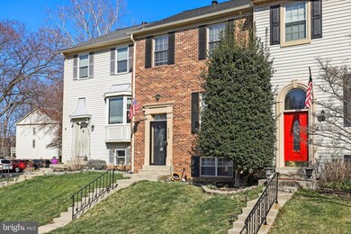 3319 Stone Heather Ct, Herndon, VA 20171 - photo 4