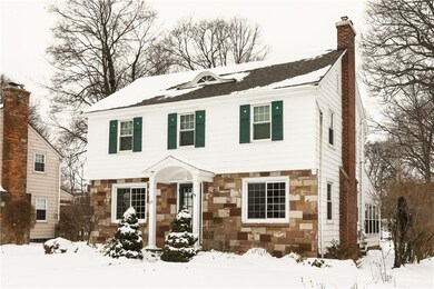 Roof is NEW tear off 2017.  Transferable warranty 