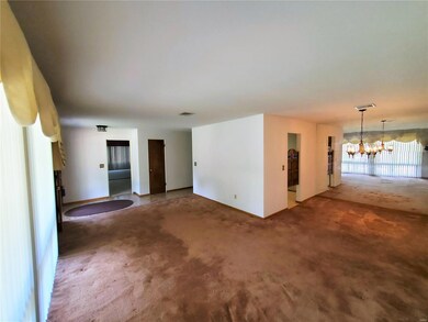 Living Room flow to Dining Room