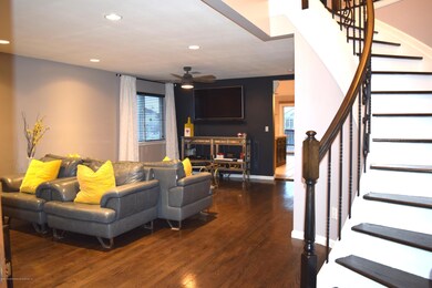 79 Churchill Ave, Staten Island, NY 10309 - photo 4