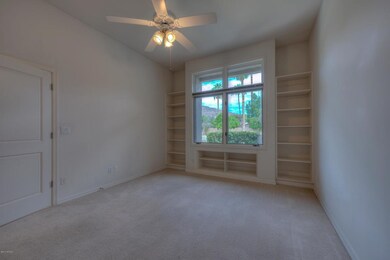 006_Office or Bedroom