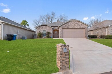 1201 Amsden Cir, Denison, TX 75020 - photo 4