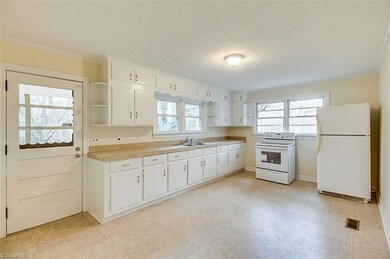 unlisted-address, Asheboro, NC 27205 - photo 6