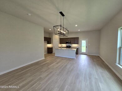 003 DINING KITCHEN VIEW