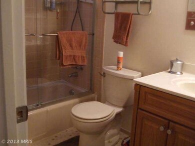 12715 Sutters Ln, Bowie, MD 20720 - photo 3