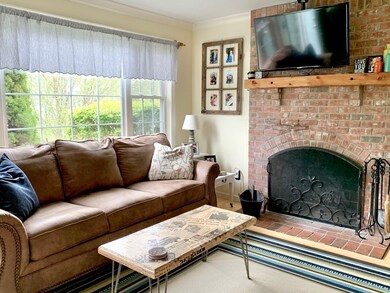 14 Orchard Hill Dr, Rutland, MA 01543 - photo 3