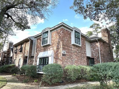 727 Bunker Hill Rd unit 84, Houston, TX 77024 - photo 2