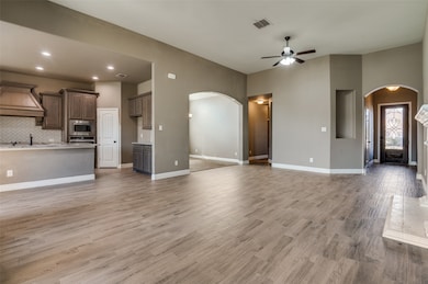 430 Hillstone Dr, Midlothian, TX 76065 - photo 2