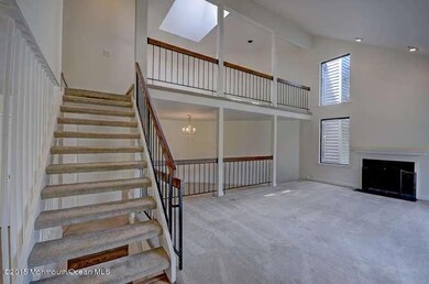 120 Cotswold Circle Ocean NJ-small-006-L