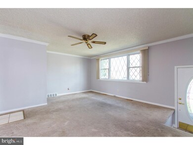 12091 Legion St, Philadelphia, PA 19154 - photo 2