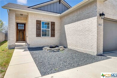 529 Lacey Oak Loop, San Marcos, TX 78666 - photo 2