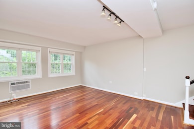 3106 Ravensworth Place, Alexandria, VA 22302 - photo 3