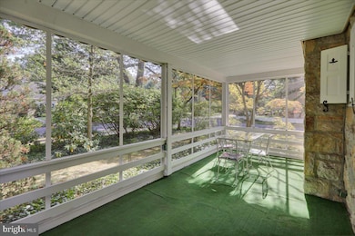 1339 Monroe Ave, Reading, PA 19610 - photo 6