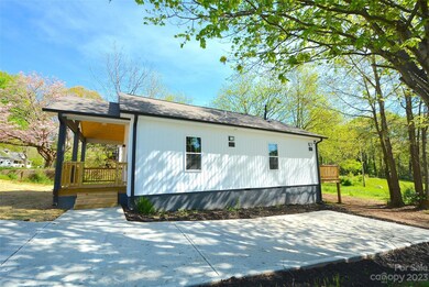 1127 4th St, Statesville, NC 28677 - photo 3