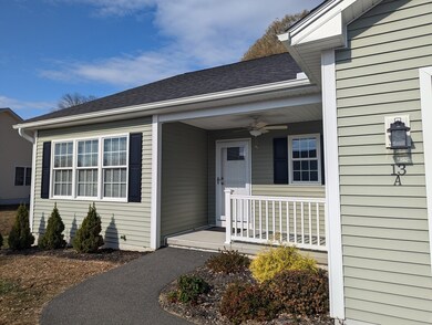 13 Snowberry Cir unit A, Deerfield, MA 01373 - photo 2