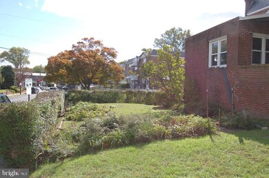 398 Westmont Dr, Darby, PA 19023 - photo 2