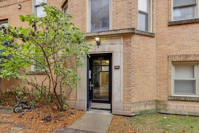 1671 W Farwell Ave unit 2N, Chicago, IL 60626 - photo 3