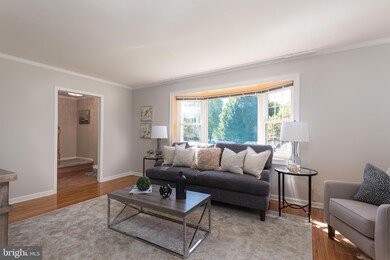 889 Bobolink Ln, West Chester, PA 19382 - photo 5