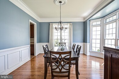 6318 Timarron Cove Ln, Burke, VA 22015 - photo 5