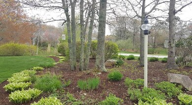 20 Sycamore Ave, Sagamore Beach, MA 02562 - photo 3