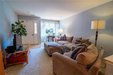 107 Lindfield Cir, Macungie, PA 18062 - photo 5