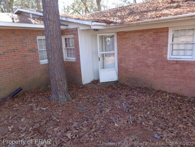 7560 Carrollburg Dr, Fayetteville, NC 28303 - photo 4