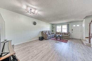 5 Saint Marc Cir unit H, South Windsor, CT 06074 - photo 5