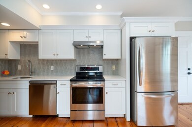 2 Court St unit 3, Newburyport, MA 01950 - photo 5