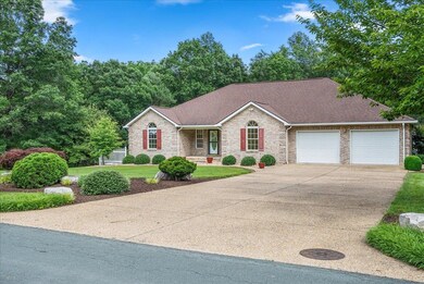 156 Cranberry Dr, Stuarts Draft, VA 24477 - photo 3