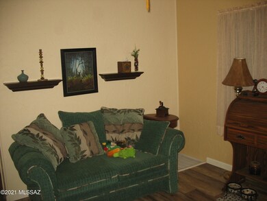5536 Flying Circle Area off Kitchen